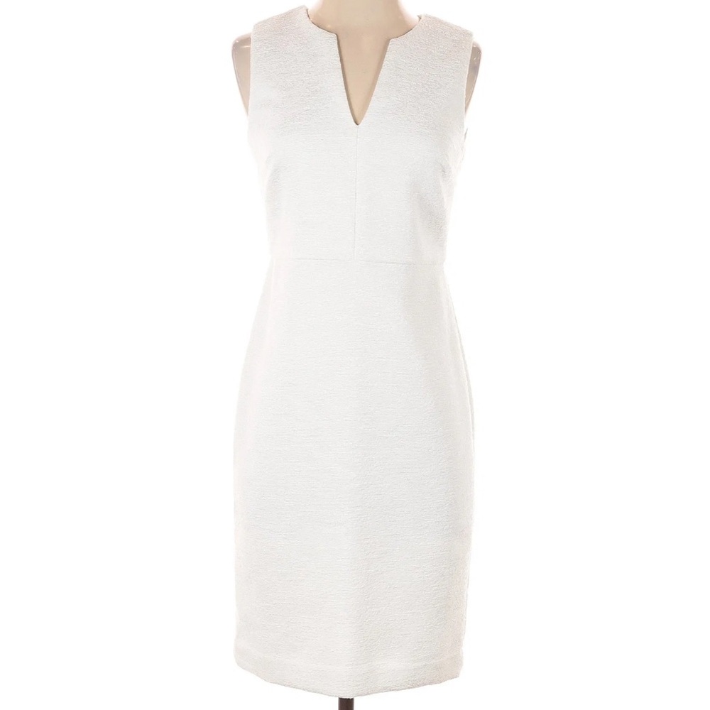 Ann Taylor V Neck White Cocktail Dress - 0P